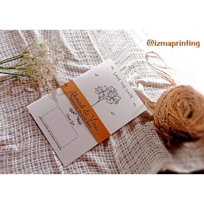 

UNDANGAN KEKINIAN SIMPLE ELEGAN SERIES 003 TALI PINGGANG BISA DILEPAS