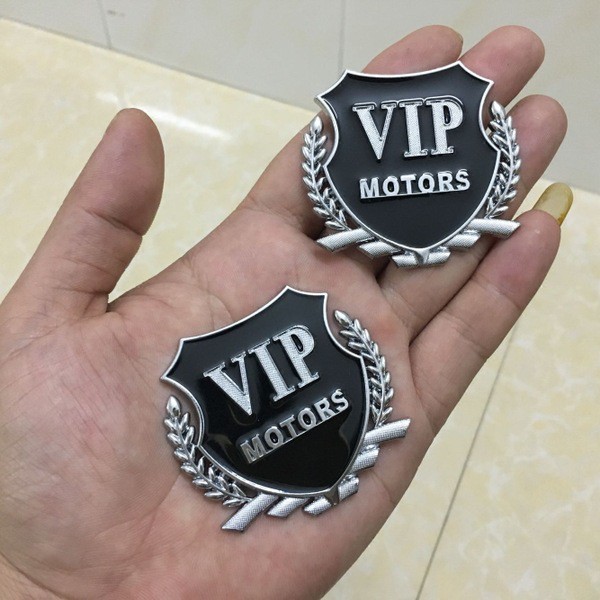 1Pc Stiker Logo Transformer Tiga Dimensi Bahan Metal untuk Dekorasi Mobil