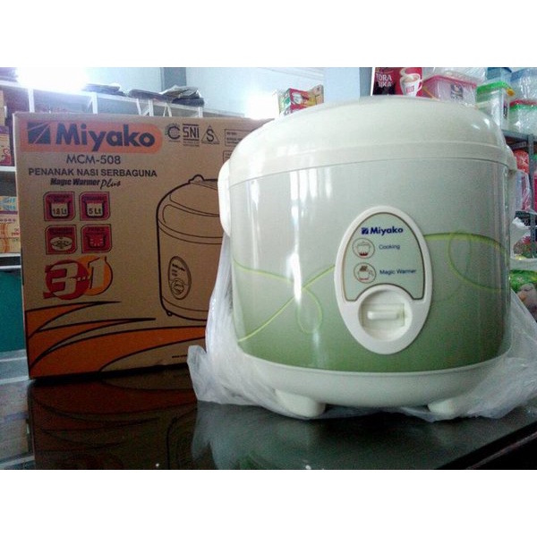 MIYAKO Magic Com/Rice Cooker/Penanak Nasi MCM-508 3 in 1 kapasitas 1.8 Liter