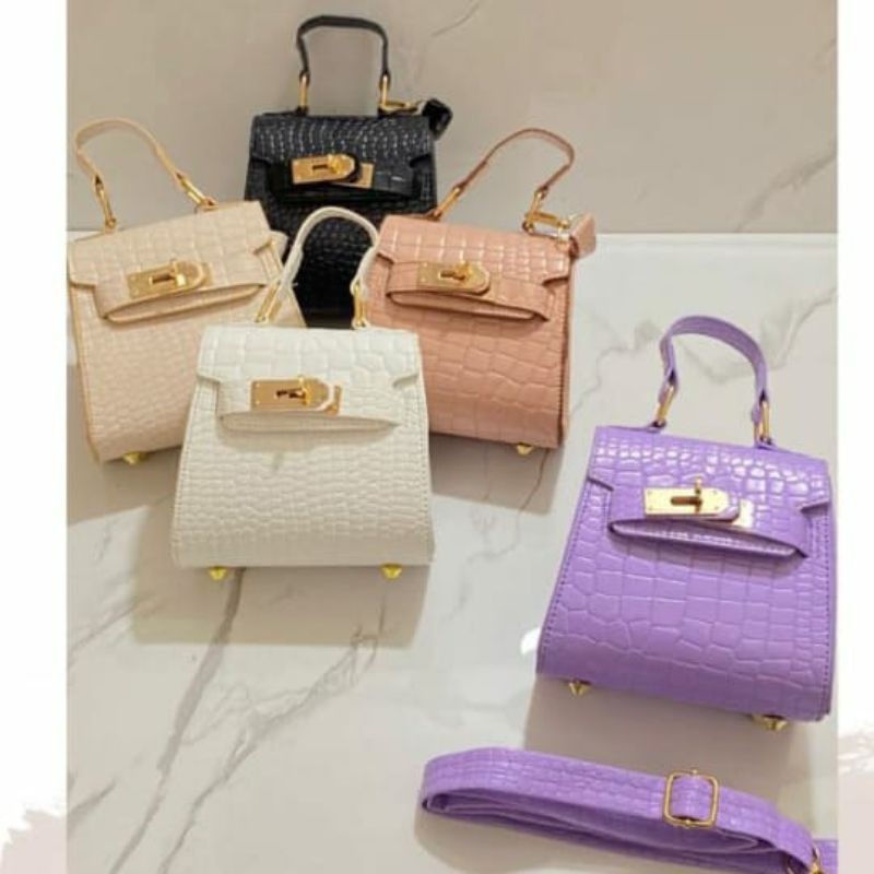 Tas Wanita Selempang Kelly Lock Bag D3