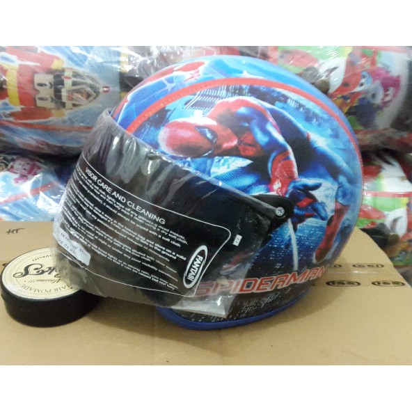 Helm anak spiderman