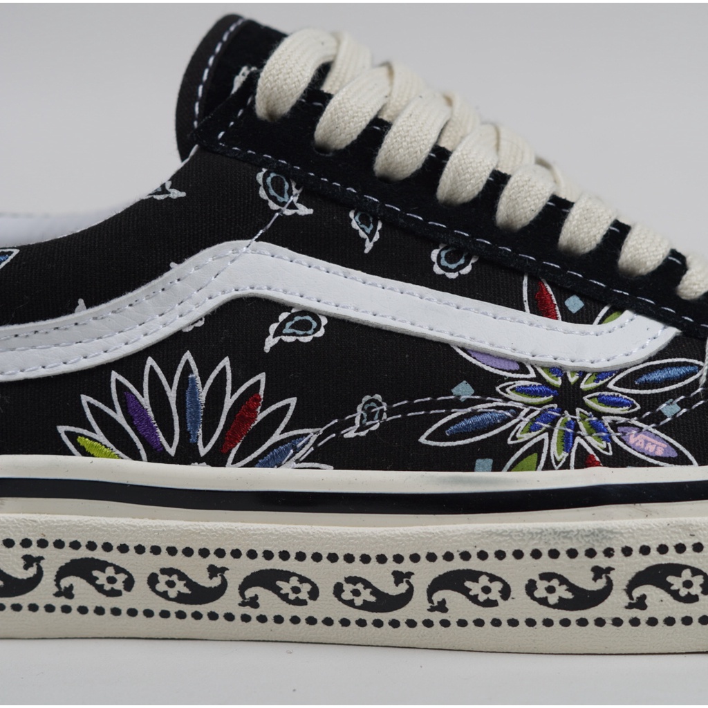 Vans DX Anaheim Factory Paisley Black