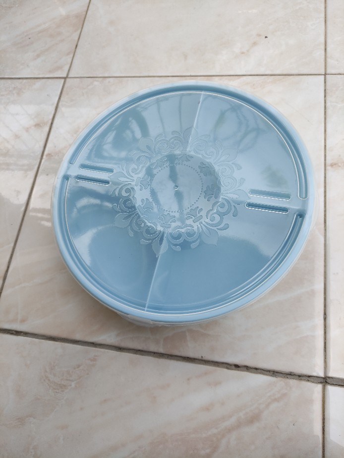 Toples Makanan 5 Sekat