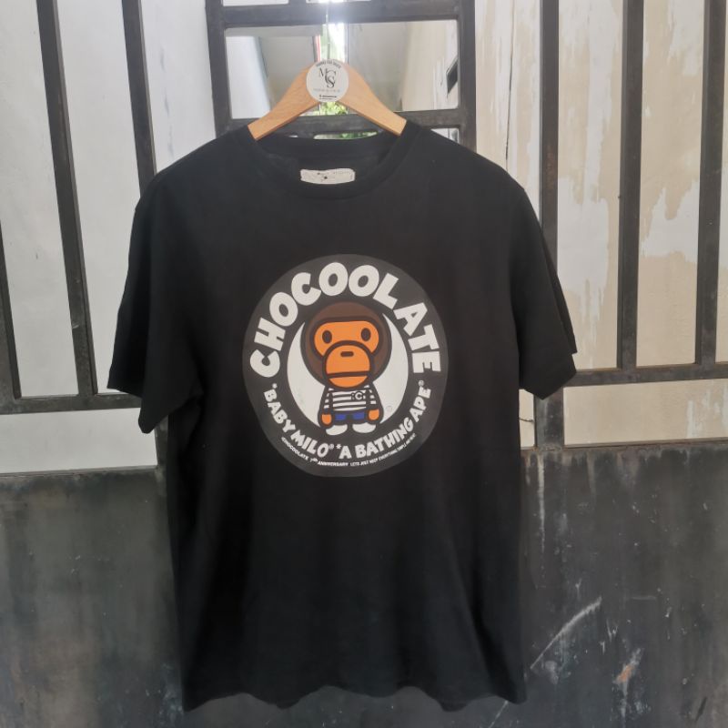 KAOS ANNIVERSARRY CHOCOOLATE 7 TH BABY MILO X A BATHING APE