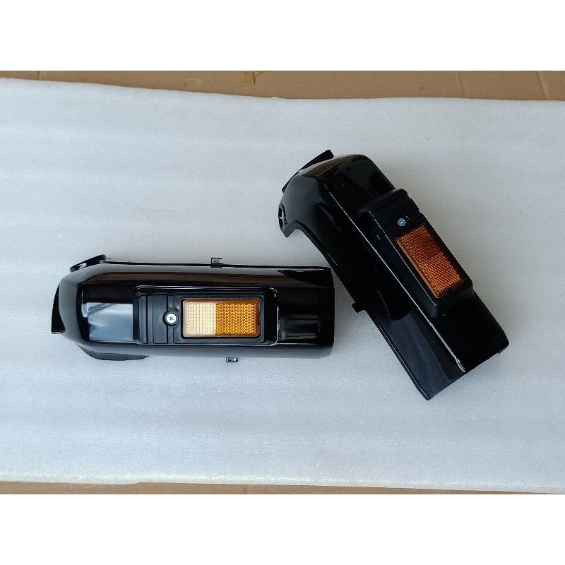 Tutup cover samping sokbeker depan Astrea Prima