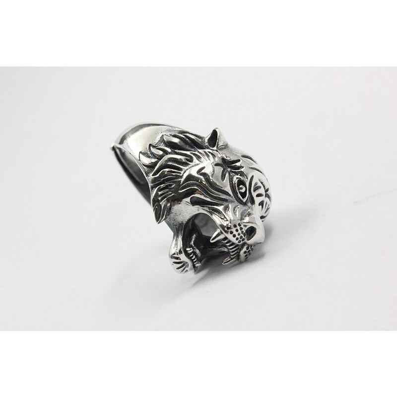 Cincin Bentuk Harimau Gaya Retro Untuk Pria