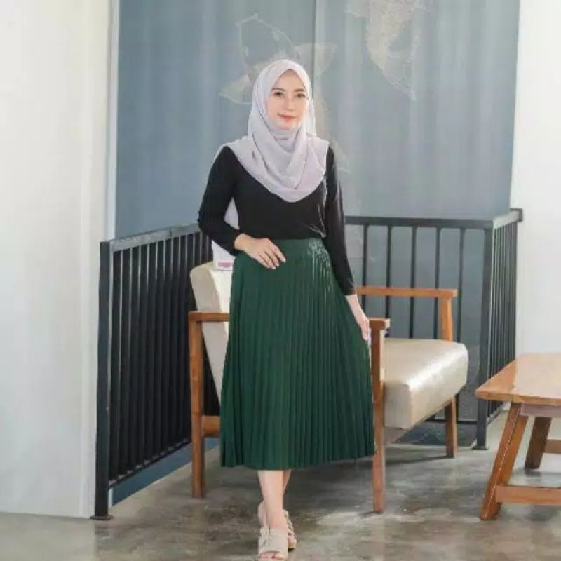 Rok termurah Jumbo Plisket Pendek Wanita 7/8 / Rok Payung Wanita