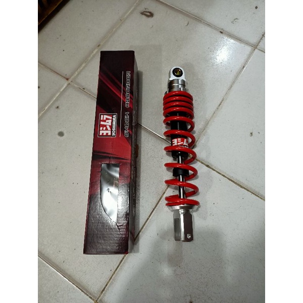 Shock belakang Yoshimura 330mm 300 mio xeon m3 vario 125/150 old new free sarung shock