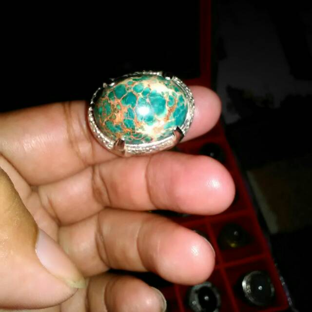 Cincin akik Pirus nevada