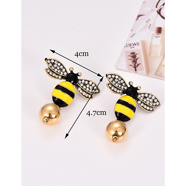 LRC Anting Tusuk Fashion Bee Worm Alloy Diamond-studded Bee Stud Earrings F50692