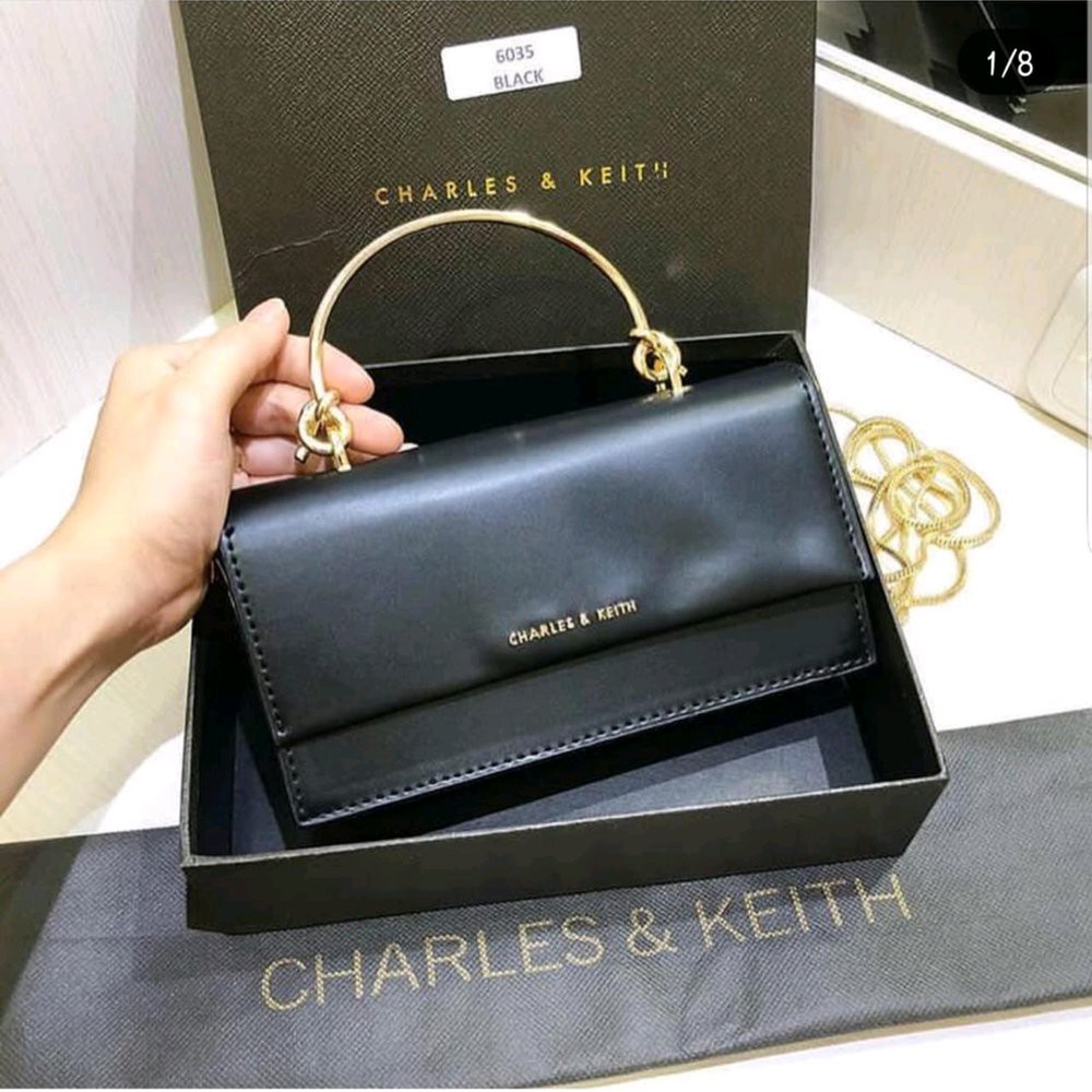 

tas charles and keith clucht orginal FREE PAPERBAG AND BOX Limited