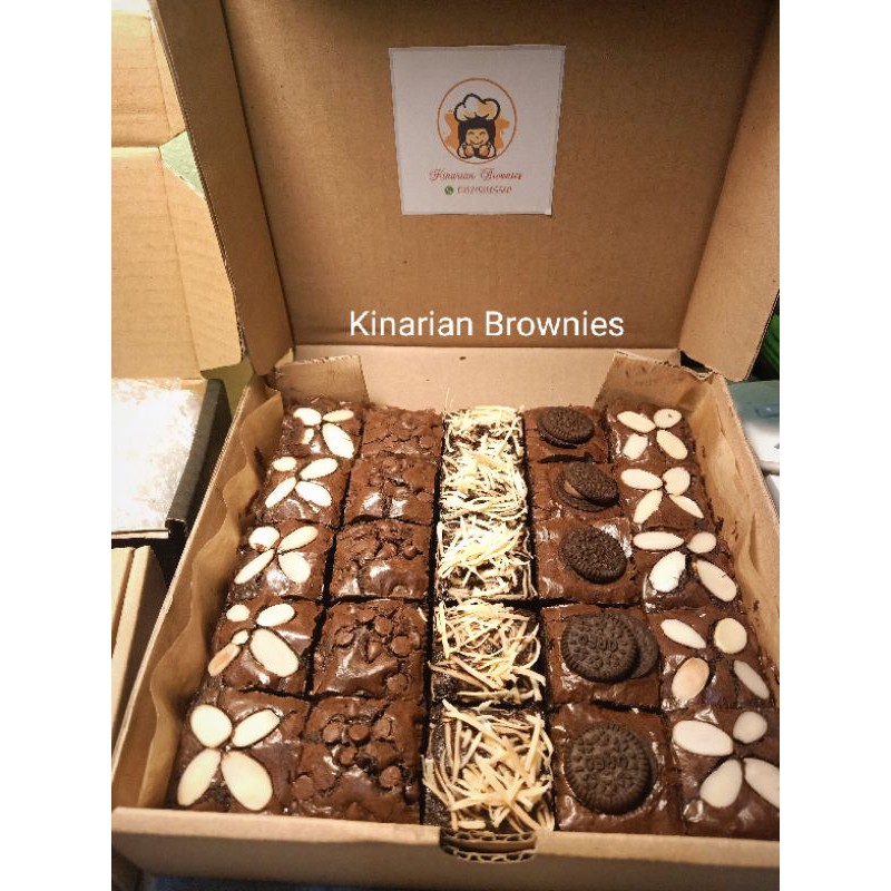 

Kinarian Brownies Panggang ukuran 20x20 cm/ Fudgy Brownies / Brownies Custom