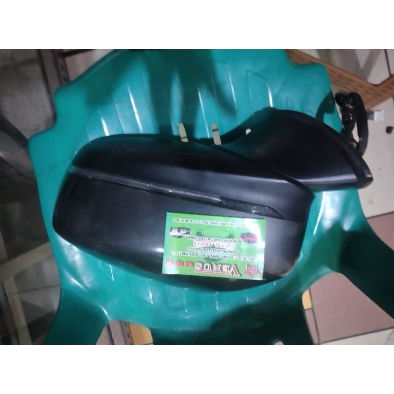 spion mazda2 original-sepasang
