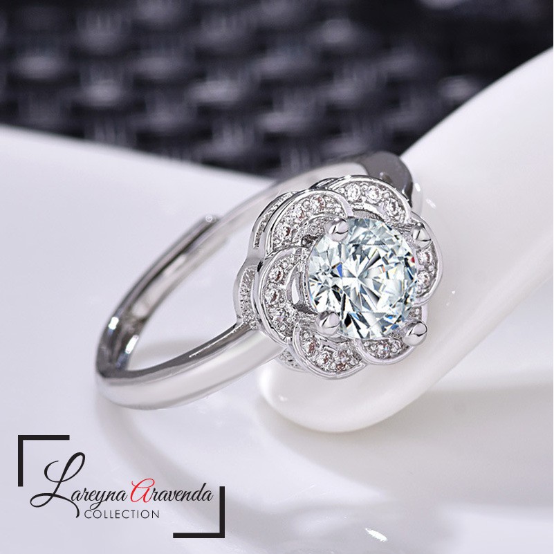 Cincin Titanium Wanita Model Bunga Kristal Crystal Mewah CC012