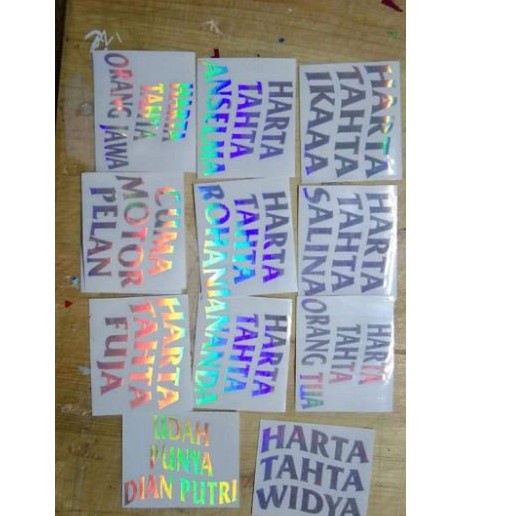 STICKER CUTTING HOLOGRAM CUSTOM NAMA / KATA KATA / LOGO