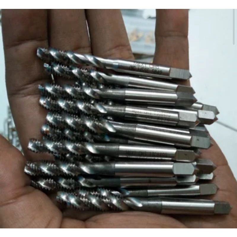 tap spiral. tap mesun. tap ulir. m6x1.0 OSG
