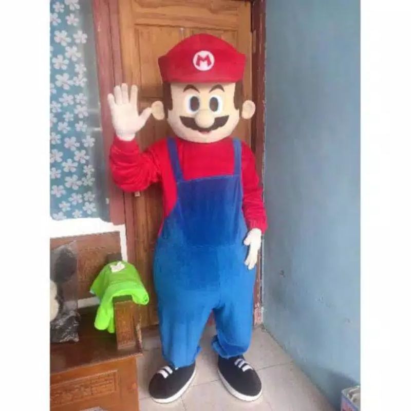 kostum badut super mario