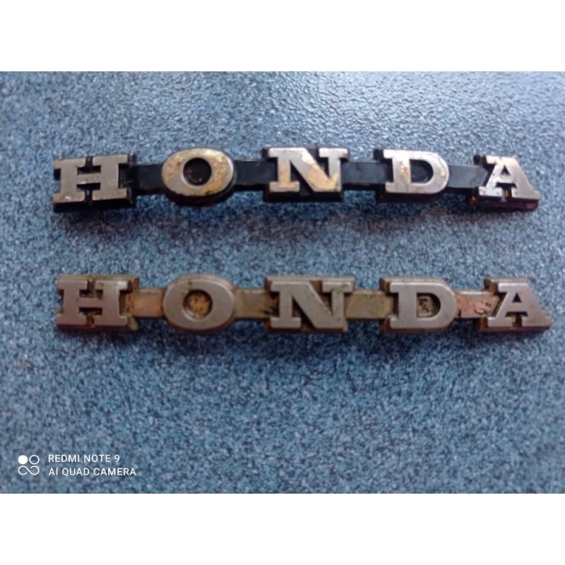 EMBLEM LOGO HONDA C700 C800 SUPER CUP ORIGINAL