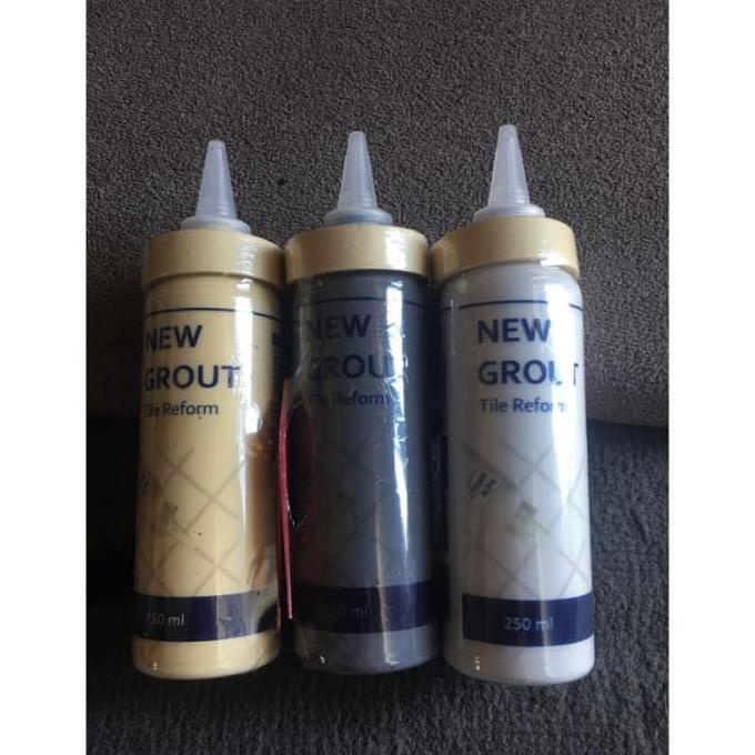 

Pengisi nat keramik anti jamur dan anti bocor praktis New Grout 250 ml