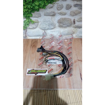 Soket lampu depan Nouvo lele original soket lampu nouvo lele