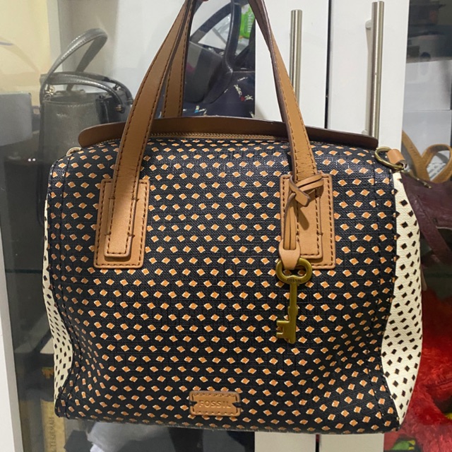 Preloved bag fossil emma satchel diamond ORI