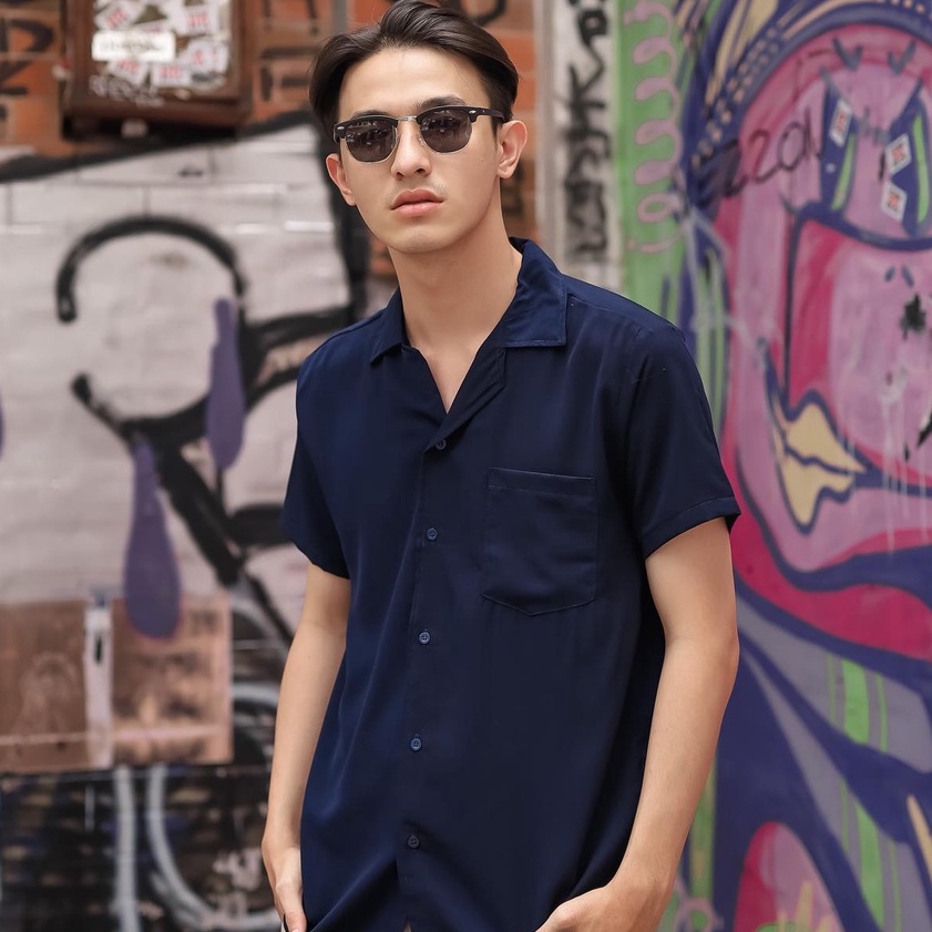 KEMEJA PRIA NAVY ( KEMEJA AMARINE ) - V NECK