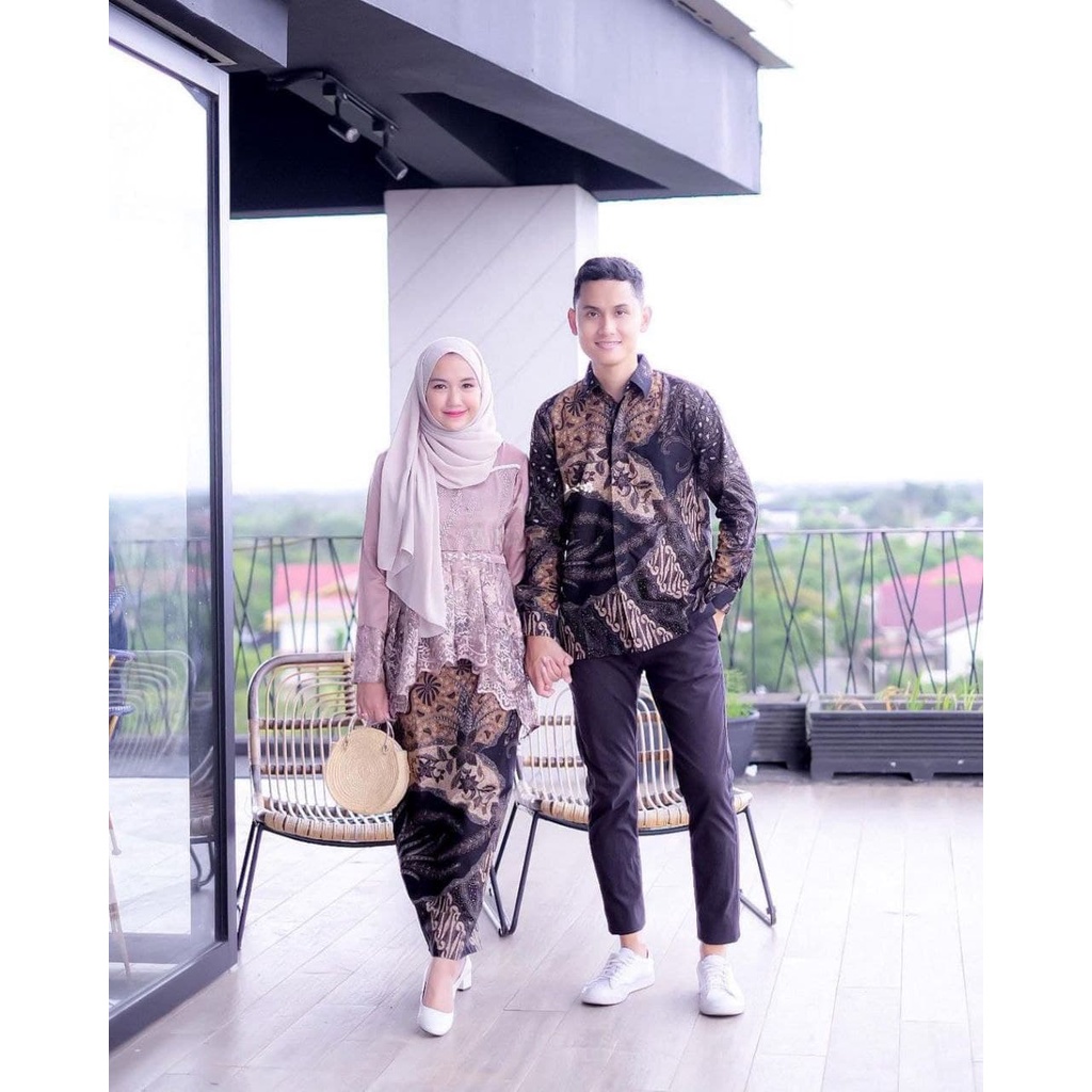 Kebaya Couple Modern Kebaya Tunangan Lamaran Wisuda WIDBATIK - Kebaya Couple Modern, Kebaya Tunangan Lamaran, Kebaya Wisuda, Kebaya Kondangan, Batik Couple