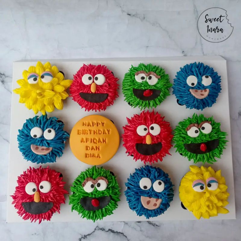 

Cupcake Ulang Tahun Sesame Street Elmo
