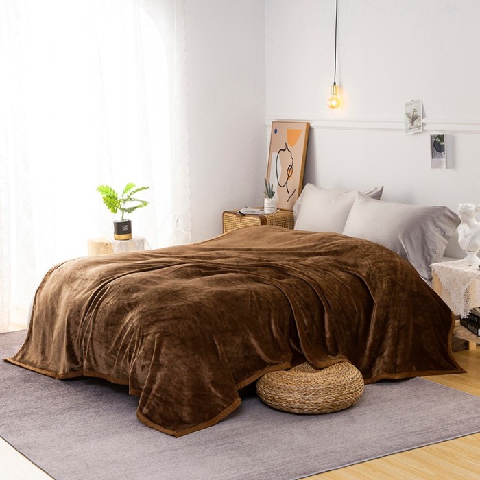 Selimut Dewasa Selimut Bulu Dewasa Jumbo Size Motif Polos UKURAN 200 X 230cm - Coklat(T3Y6) Selimut 