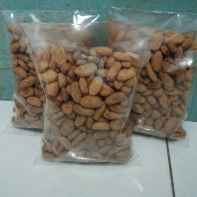 

500 gram kue biji ketapang tanpa kelapa sangrai