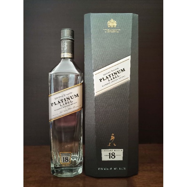 Botol bekas miras Johnnie Walker Platinum Label Rare 750 ML + Box