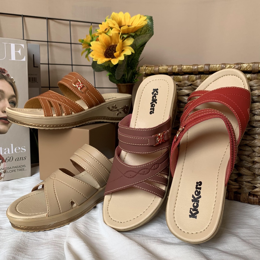 SENDAL SLOP WEDGES UMMI TERBARU SANDAL ANDIN IKATAN CINTA MODERN TERLARIS sandal selop wedges kickers wanita slop slip on wedjes ana ibu remaja sendal pesta andin formal Pesta Casual Silang Sendal Selop Fashion Tinggi Murah