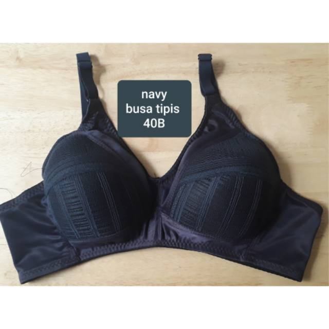 Bra Pabrikan Triumph 
Size 40B Navy Non Lace
Limited Stock