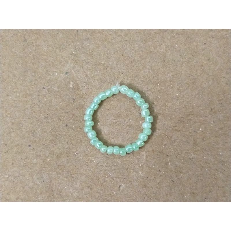

GREEN PASTEL ROUND BEAD RING