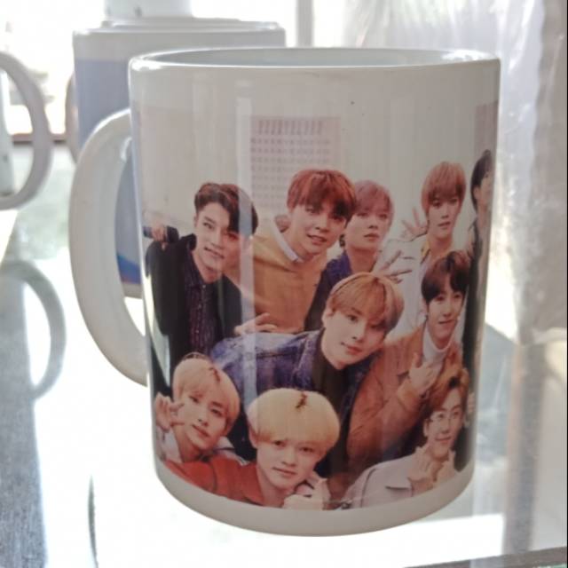 Mug K-Pop/Starbucks/Miniso