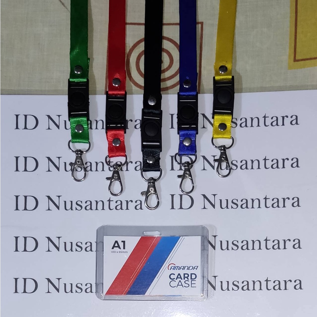 

Paket Tali Kait 1.5cm Stofer + ID Card Case A1