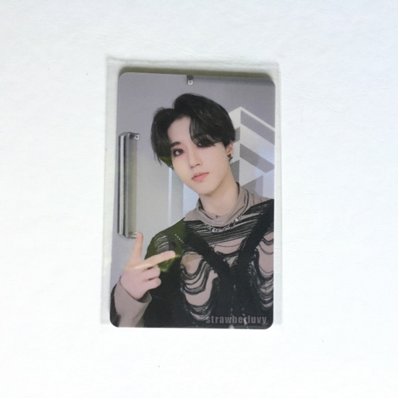 PHOTOCARD HAN JISUNG SOUNDWAVE LUCKY DRAW STRAY KIDS ODDINARY SKZ ODD LD ROUND 1 SW