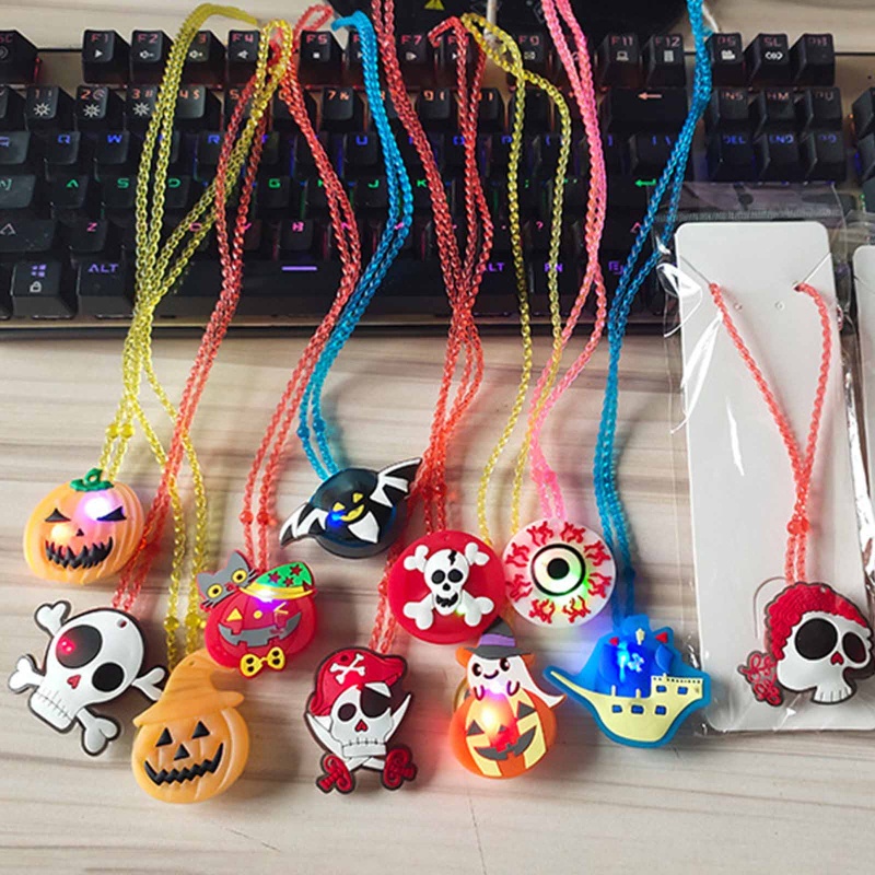 Zzz 5PCS / Set Mainan Kalung Dengan Lampu LED Warna-Warni Untuk Halloween
