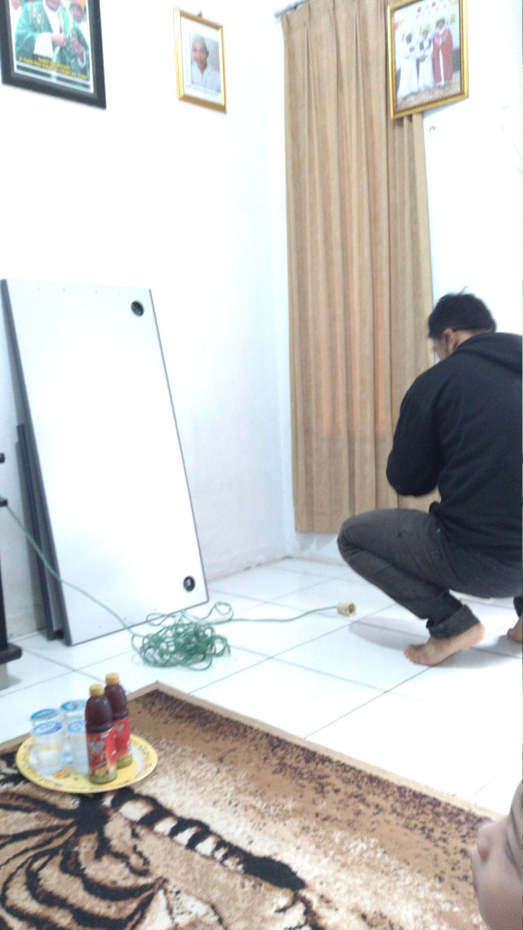 [promo] Uod 1081 Meja Tulis Kantor 3 Laci Uno Office