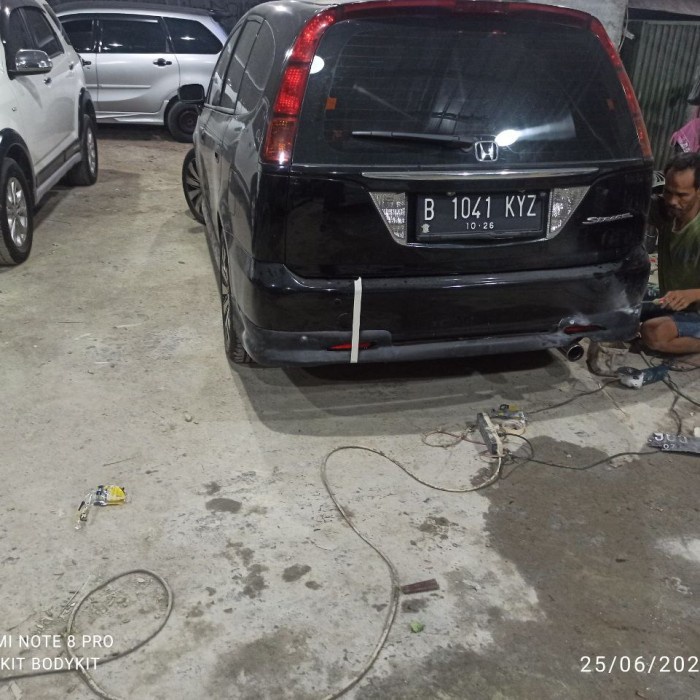 Bodykit Stream -- Honda Stream bodykit Honda stream modulo bj GRT bodykit duraflex