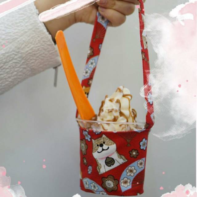 

Reusable Cup Holder by Legreen.id - Red Flower Inu