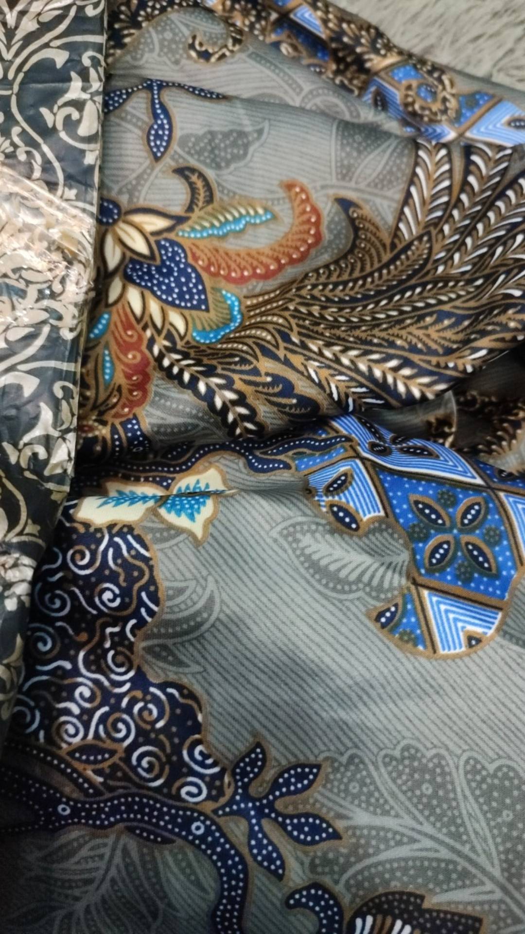 Three In One & Plaid Skirt ( 1 Set Batik Satin Atasan Dan Rok ) Sale // Clothtowear