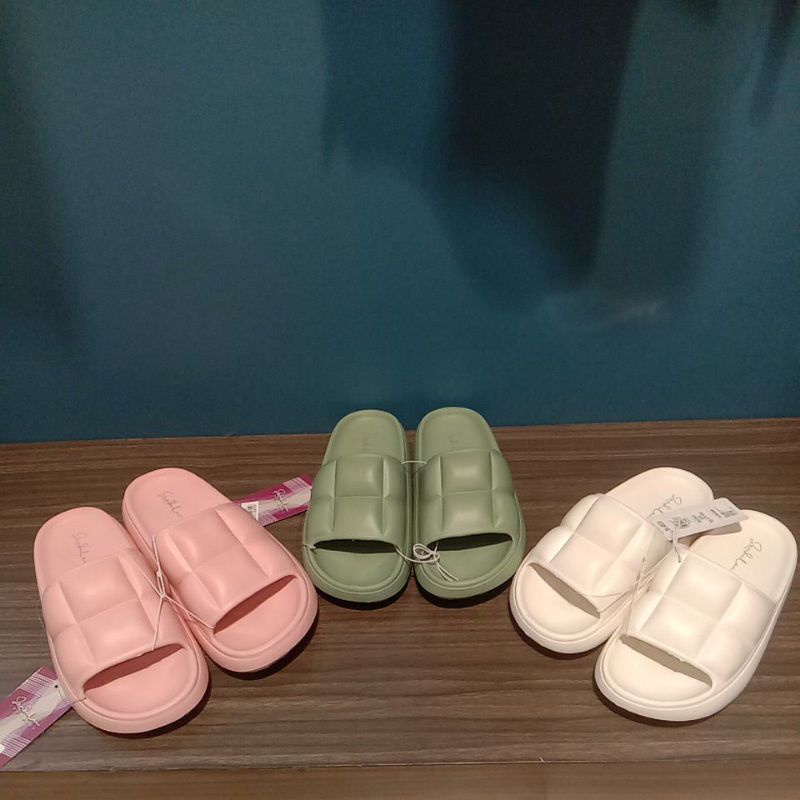 SANDAL ZANDILAC WANITA CH 220437WD