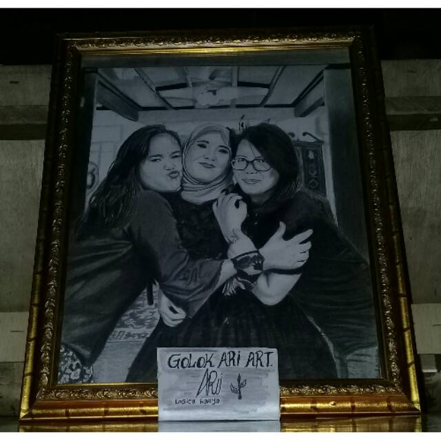 lukisan wajah realis