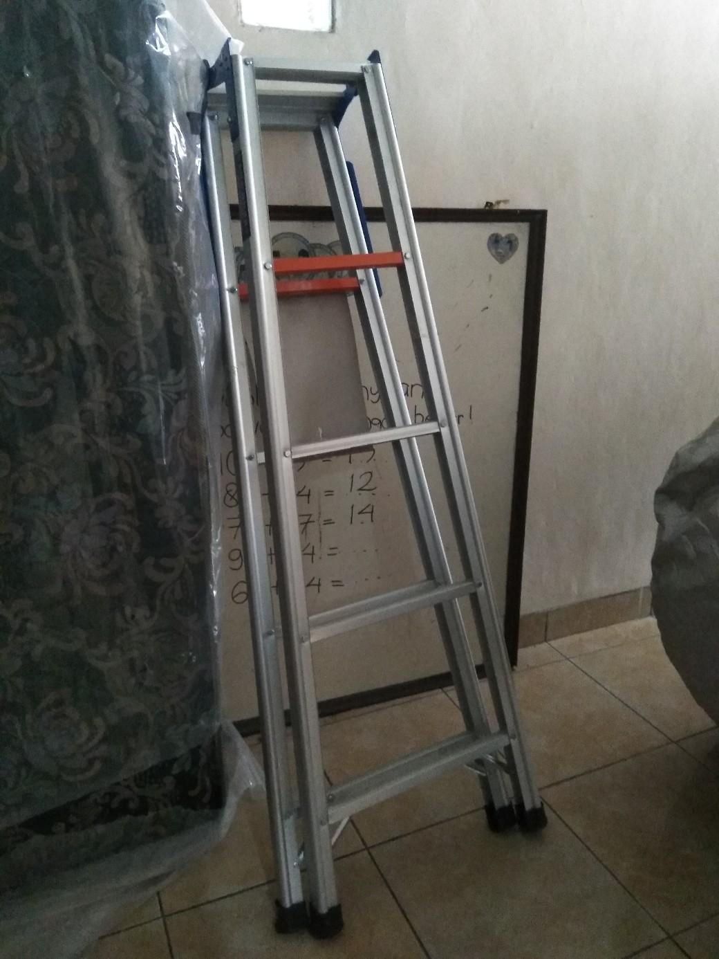 Tangga Aluminium Lipat Kuat Kokoh Tebal Murah