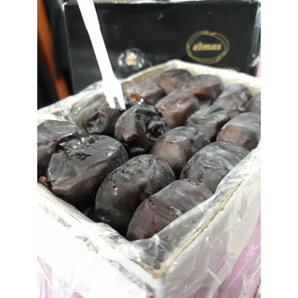 

Kurma Anggur Fresh