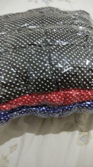 Bantal Duduk / Bantal Katun Polkadot / Bantal Silikon / Bantal Murah