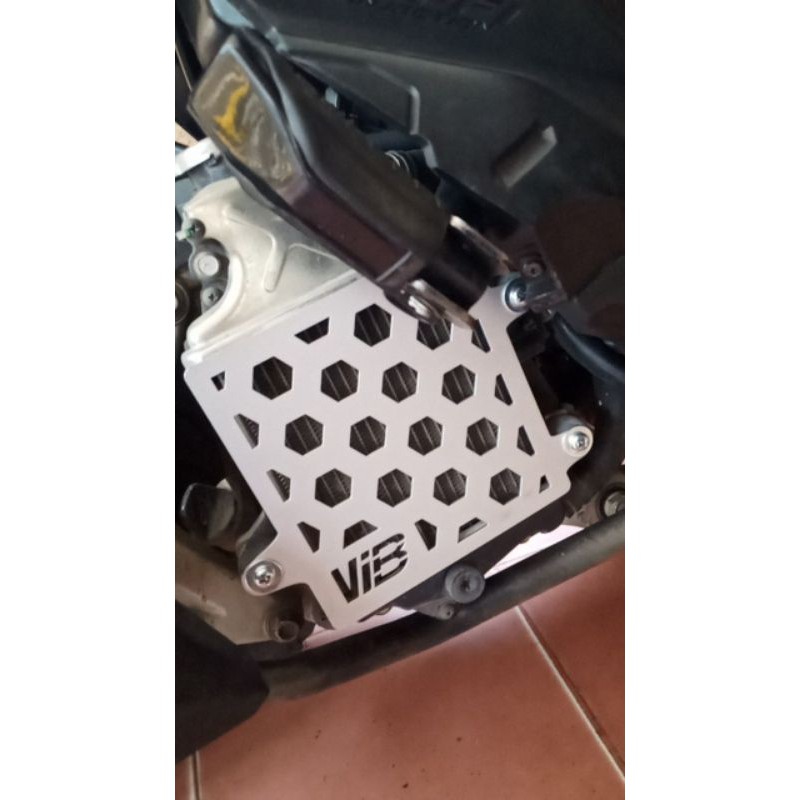 New [ plat besi ]cover radiator nmax pcx vario125 tutup radiator aerox lexy pelindung radiator