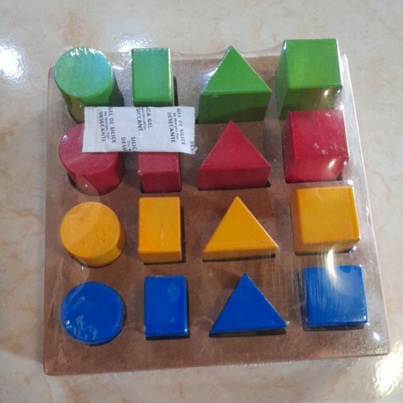 Pasak Geometri Berjenjang Mainan Edukasi