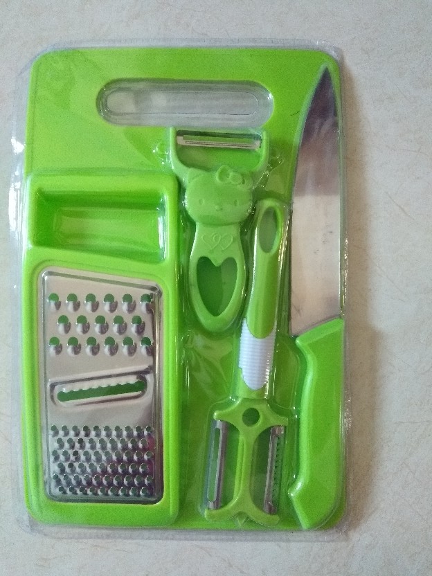 Set Talenan Pisau / Set Talenen Dapur Lengkap Parutan Dan Peeler 6 In 1